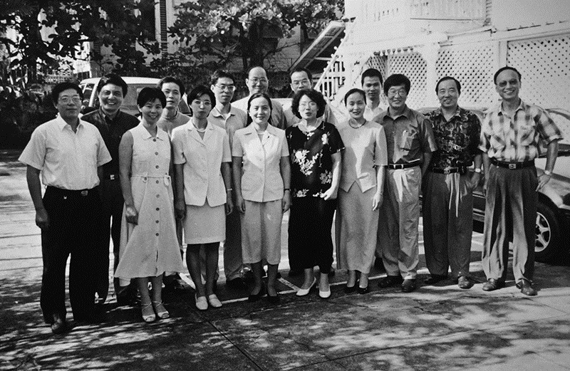 第4期援圭医疗队.jpg